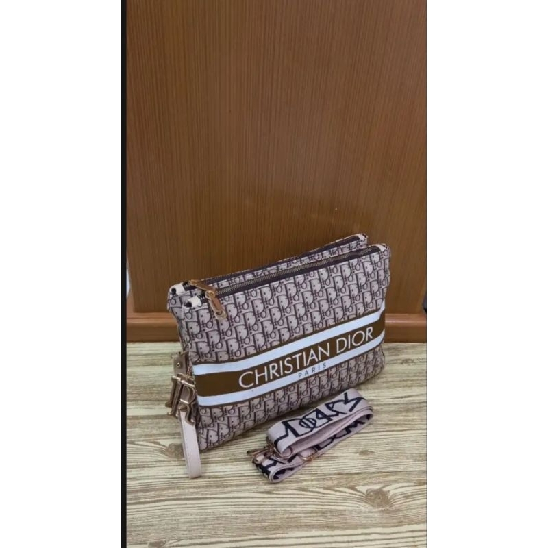 Tas Slempang Clutch Wanita Motif MasaKini