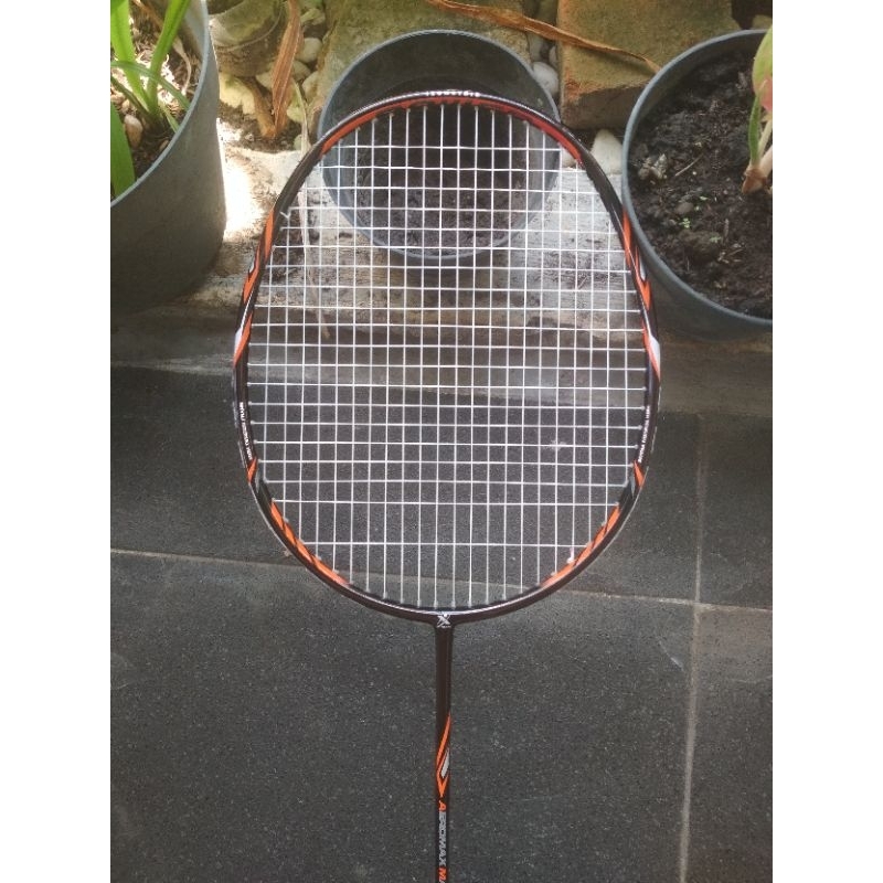 Raket Badminton Nexpro 5u head heavy