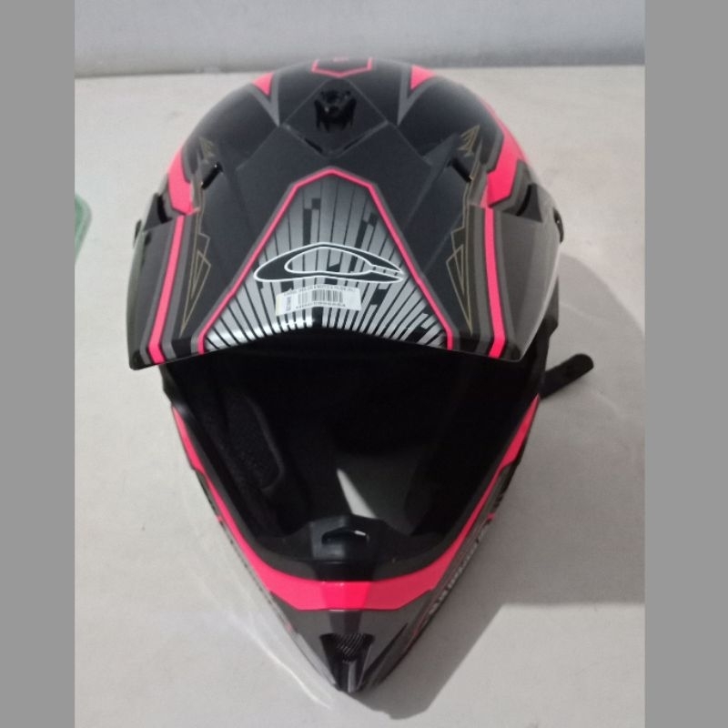 Helm Cargloss cross motif hitam pink XL