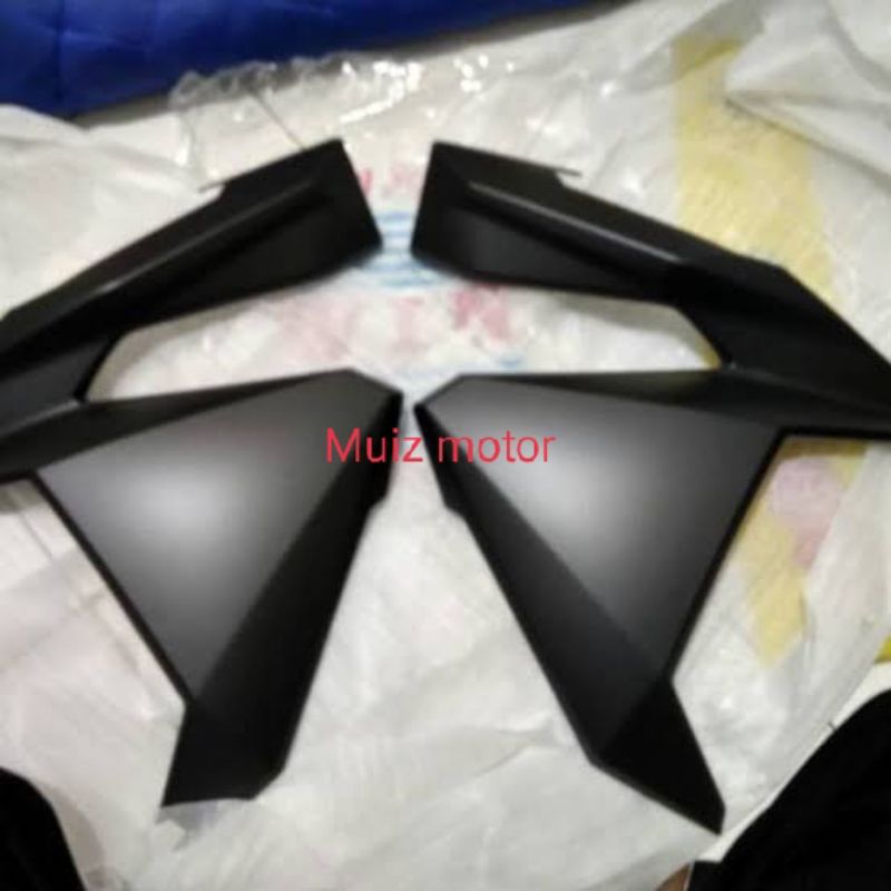 sayap samping motor Vario 125-150 2015-2017 hitam dof