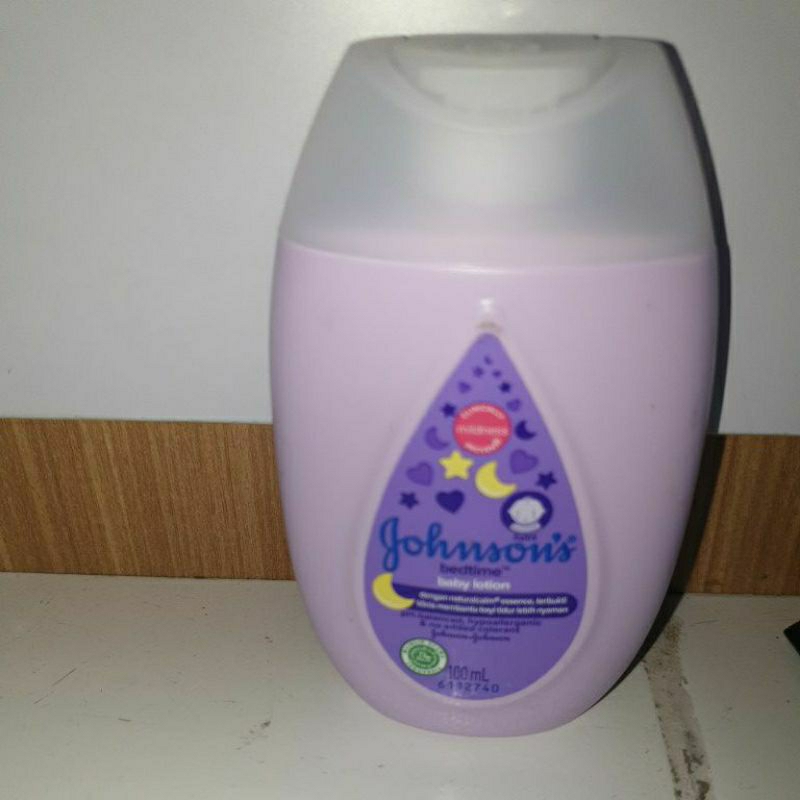 Johnson's Baby Lotion 100 ml dan 200 ml