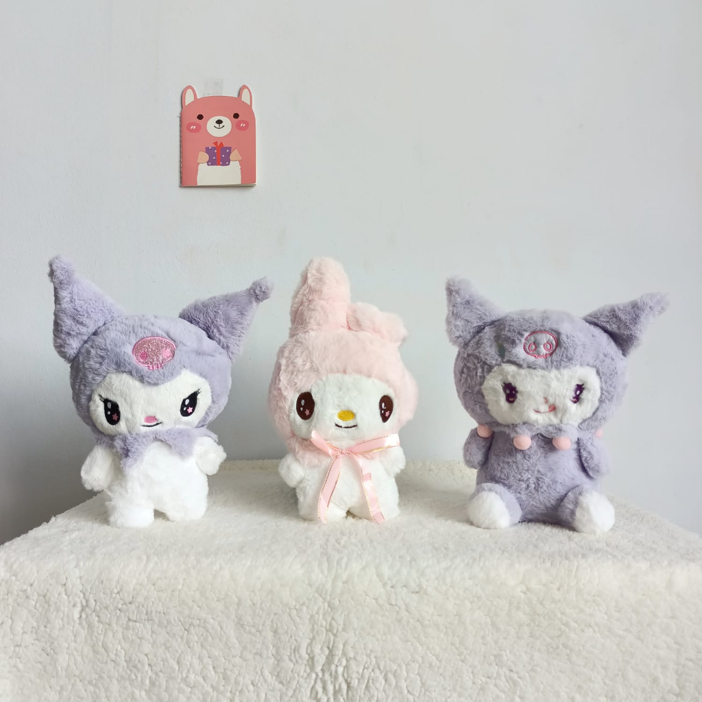 Boneka Cartoon Berdiri Model Melody cinnamoroll Kuromi Pachaso Bahan Plush