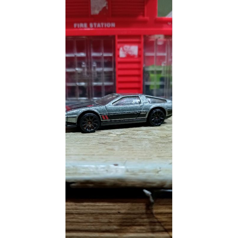 Hot wheels DMC Delorean
