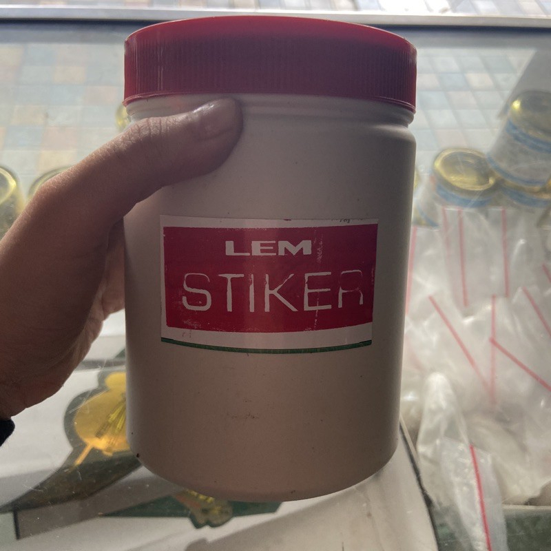 Lem Stiker / Meja Kemasan 1000gr Kertas Triplek Kulit Kayu Lemari Sablon Glue Adhesive Super Kuat Aw