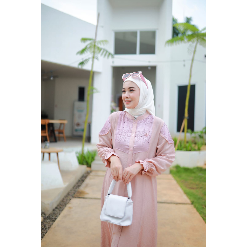 Selena Midi Dress| Dress Linen Bordir Premium by BF Label @bf_label dress murah