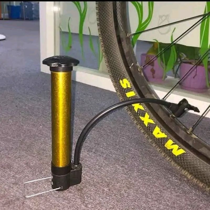 Pompa mini portabel bisa untuk motor sepeda bola dll