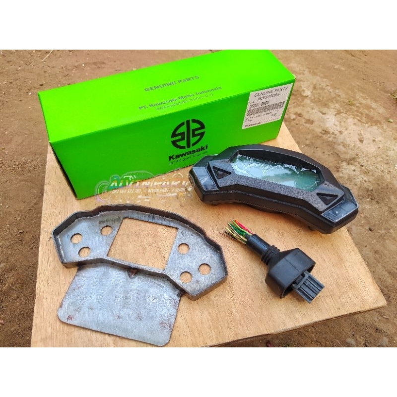 speedometer spedo Ninja 250 mono original set soket & cover spido ninja mono ori