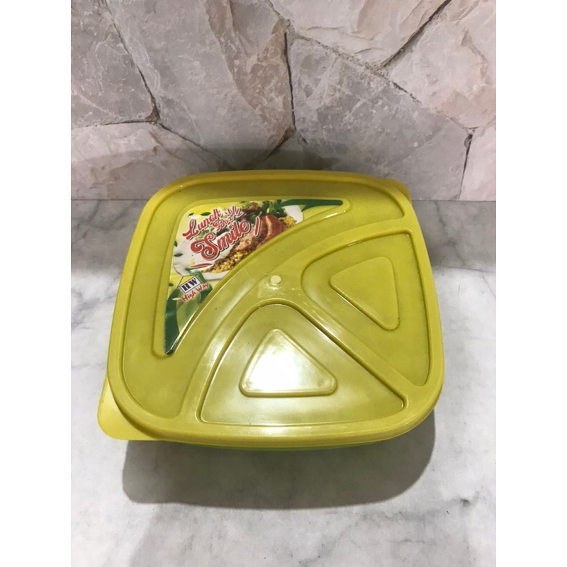 LUNCH BOX Smile kotak makan plastik sekat 3