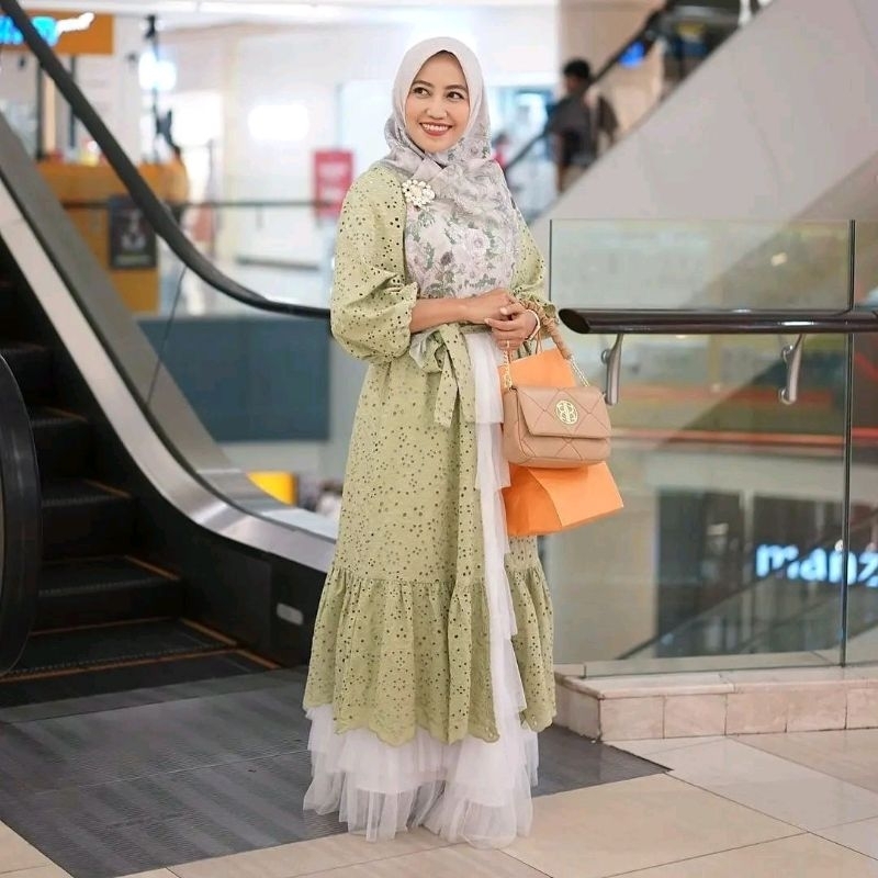 READY STOCK Floral Revelry Long Outer Sage Green S M Indah Nada Puspita NP Raya Luaran Hijau Muda