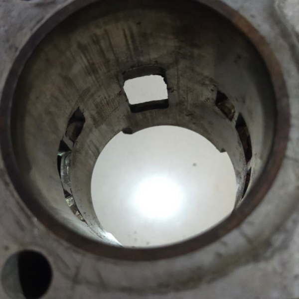 {Bekas} Blok vespa corsa Overbos dan silinder head Limited