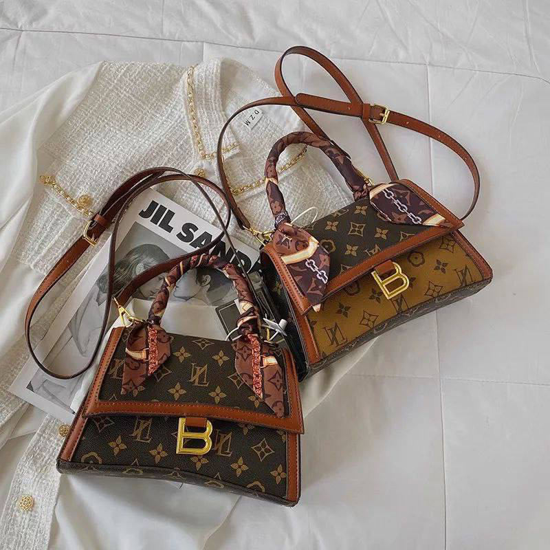 iBAGPEDIA - ZD5129 ZD7113 ZS7371 Tas Selempang Wanita Import