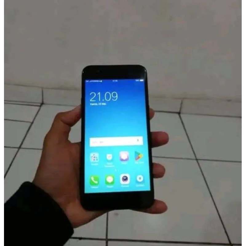 Oppo A57 bekas