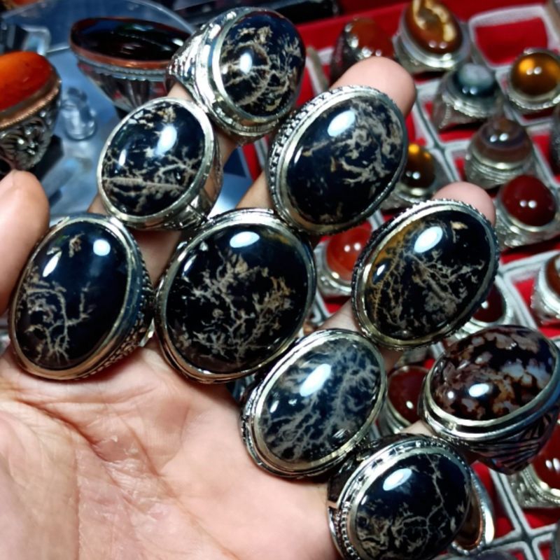 BATU CINCIN YAMAN MOTIF