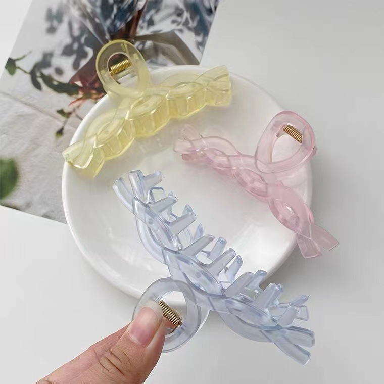 MMM Jepit Rambut Doff Transparant Jepit Rambut Doff Fashion Wanita Korea Jedai Transparant Jedai Haircules Wanita Bahan Plastik Korean Hair Claw Clip Women Fashion