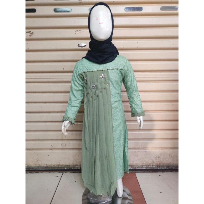 Gamis Rinjani Anak Brokat Malika Payet Mutiara| Gamis Anak| Gamis Pesta| Gamis Kondangan| Gamis Couple| Gamis Brokat| Gamis mutiara| Gamis Rinjani| Gamis Seruty| Gamis humaira| Gamis Nadia| Gamis Renata Dress|