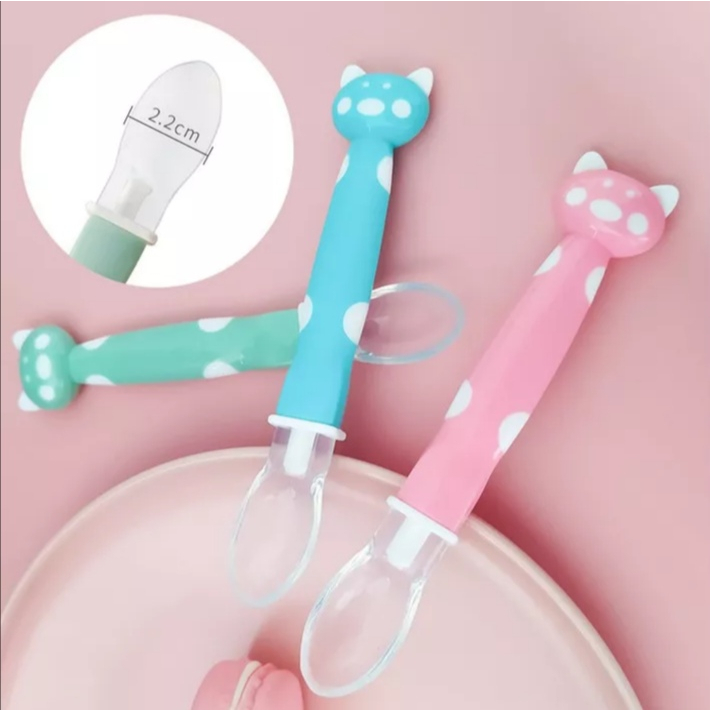 Sendok Katun makan bayi Lentur silikon Tahan Panas bentuk kartun peggy lucu Baby safety spoon / sendok mpasi / sendok lentur anak