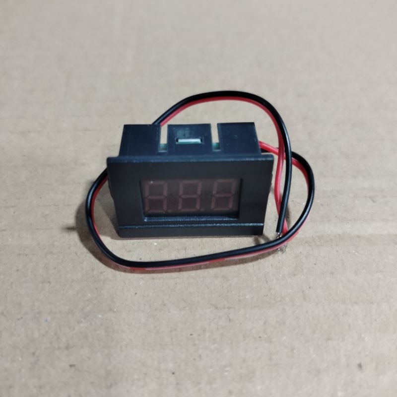 Voltmeter DC Digital