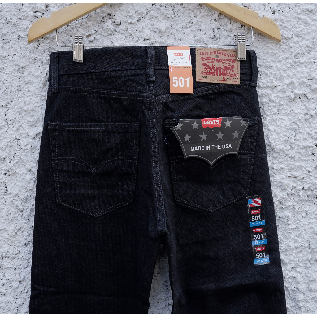 Levi's 501 Made in USA | Jeans Pria | Solid Black