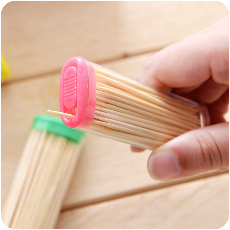 Tusuk Gigi Korek Bambu Portable Mini Higienis Model Saku Tas Praktis Toothpick Tusuk Gigi Bambu Kurang Lebih 50 Pcs Serbaguna TERMURAH TERLARIS