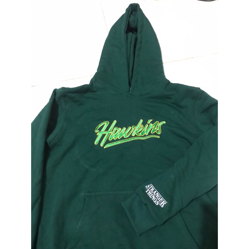 COD 7.7 Hoodie HnM Hawkins Stanger Things Green Bordir Sweater Pria Wanita Free Paperbag