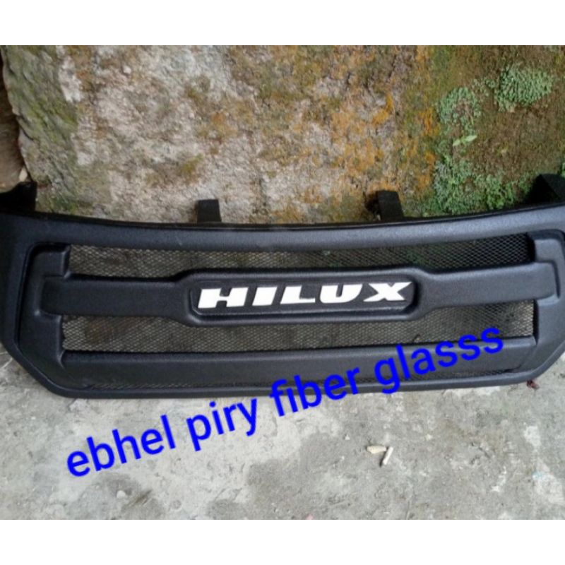 Grill hilux rocco 2018