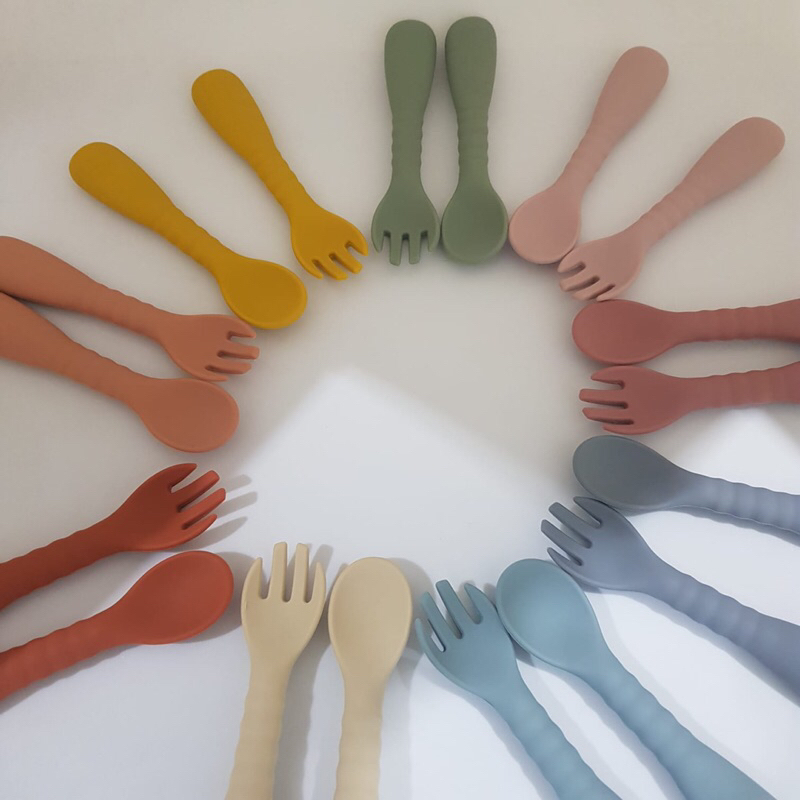 KOKOBEE - Premium Silicone Spoon and Fork Set (6m+) / sendok garpu set / alat mpasi / alat makan anak / sendok bayi / mushie/ dinnerware set/ satu set alat makan