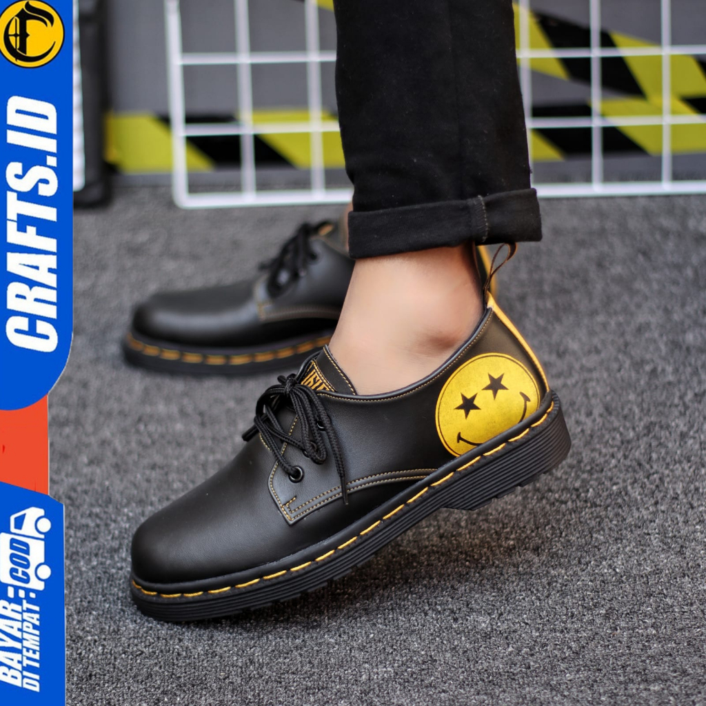 Sepatu Formal Docmart Pantofel Low Boots Hitam Pria