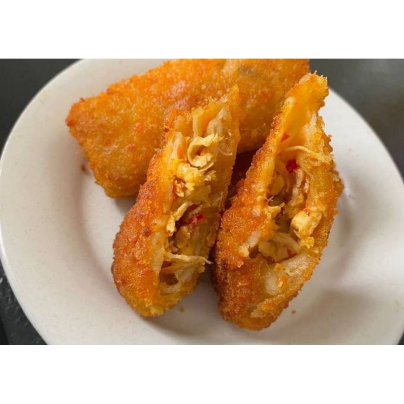 

RISOLES AYAM MERCON/RISOLES BEEF MAYO