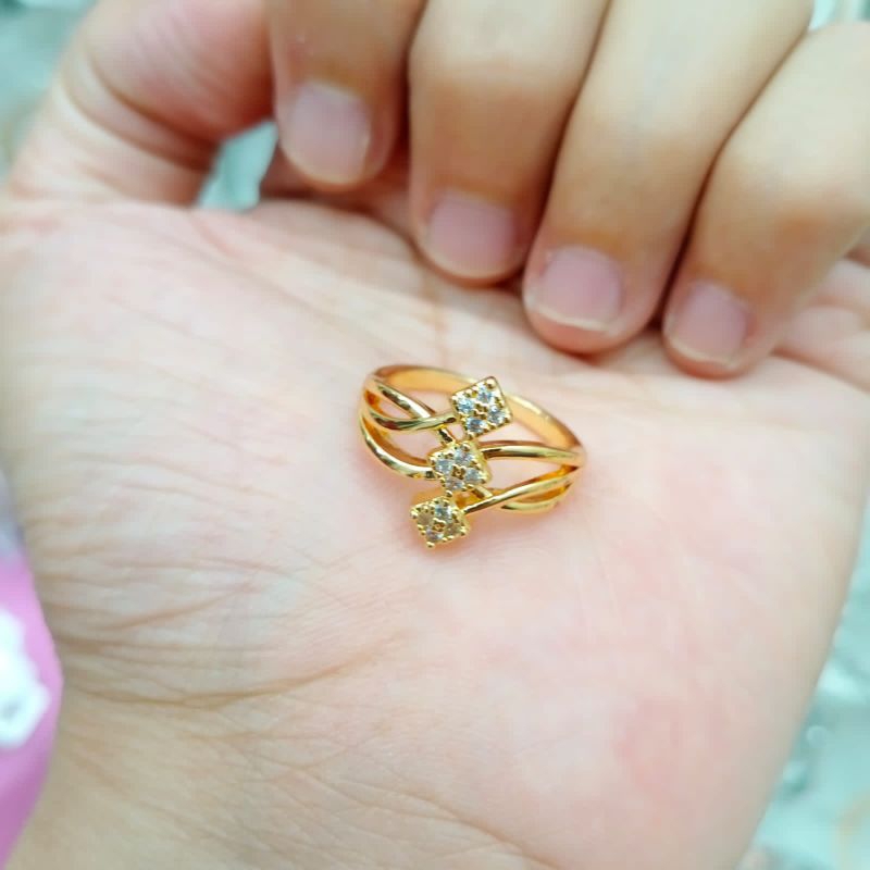 Cincin Wanita Xuping Motif Lancip Tiga