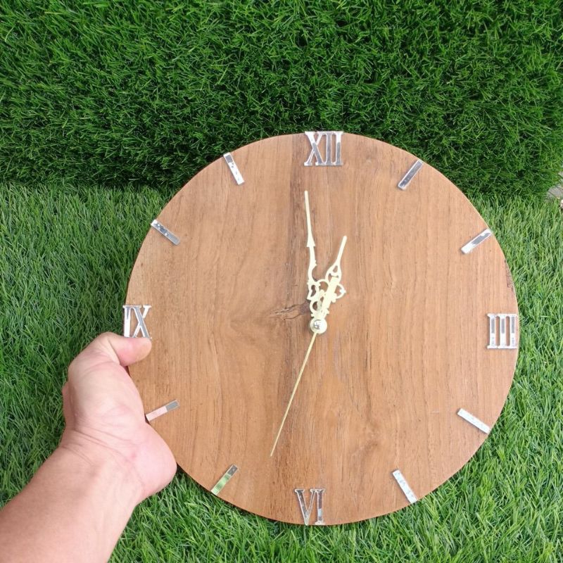 jam dinding kayu jati