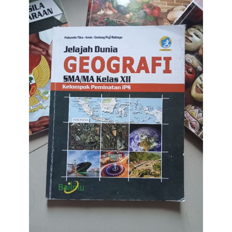 buku geografi 3 kelas 12 SMA bailmu