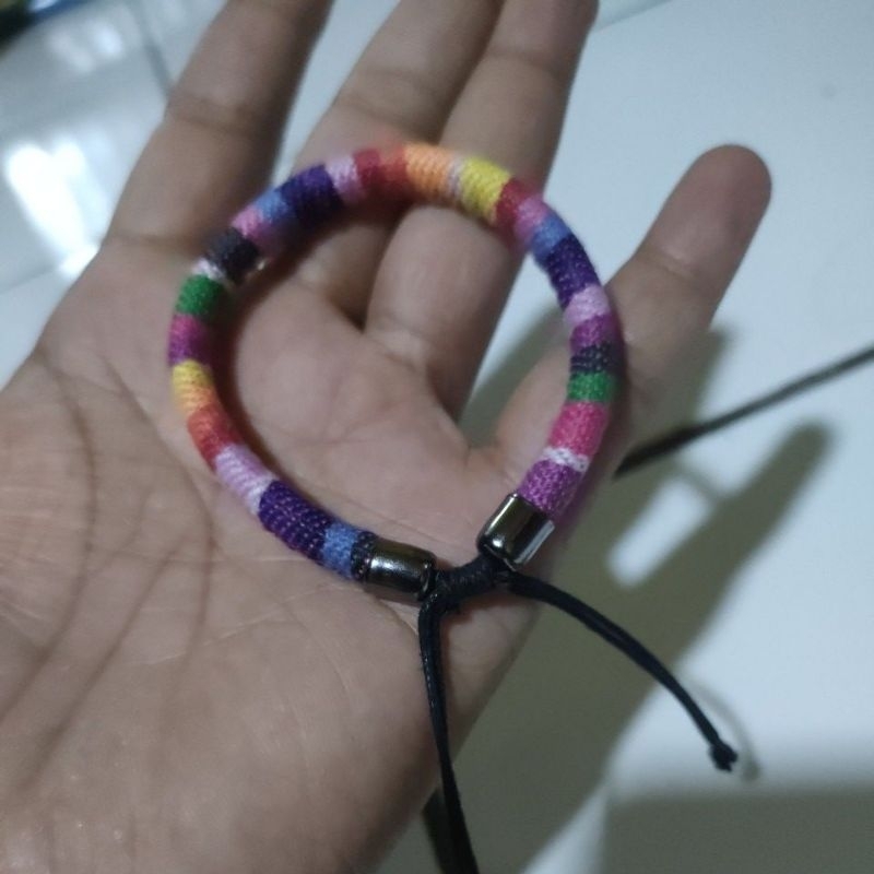 GELANG TENUN KHAS LOMBOK