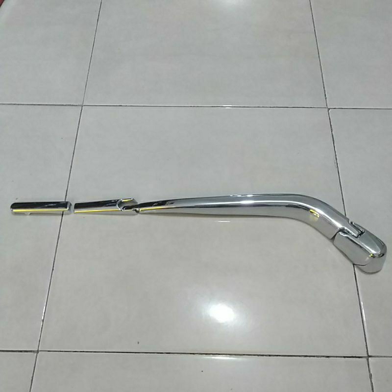 TUTUP WIPER BELAKANG MOBILIO / COVER WIPER BELAKANG MOBILIO/ GARNIS WIPER KACA BELAKANG