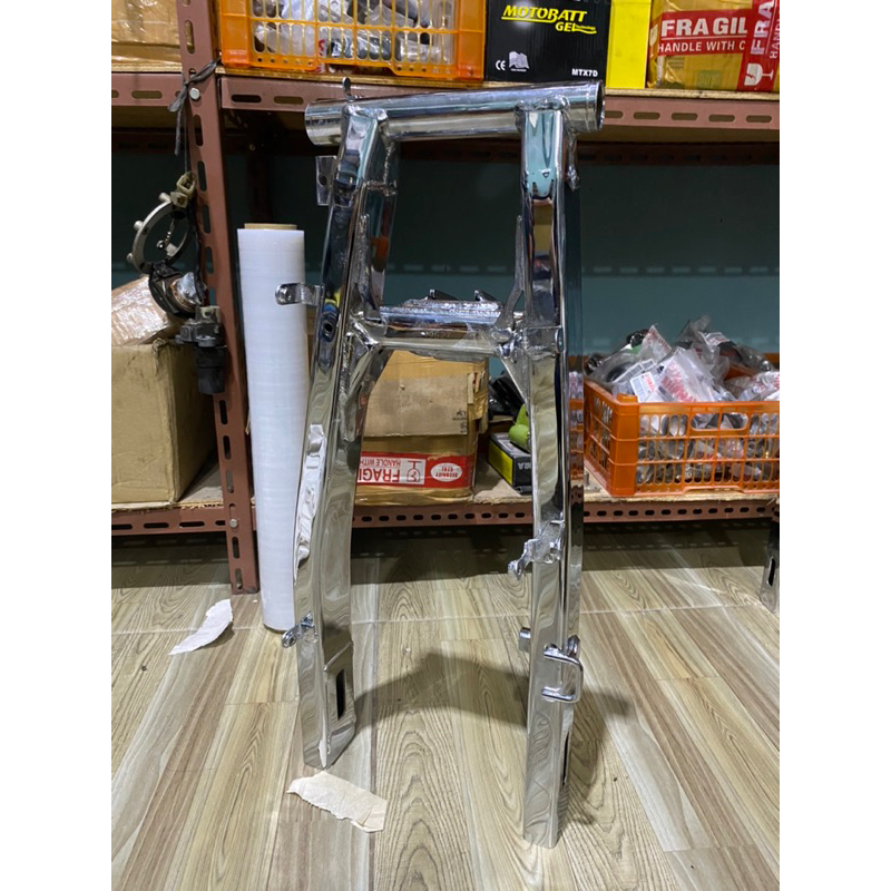 swing arm cb150r led chrome