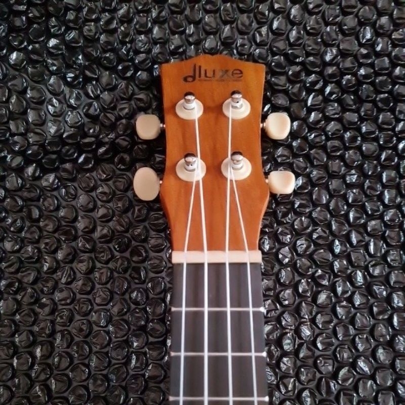 ukulele ukalele soprano merek dluxe original