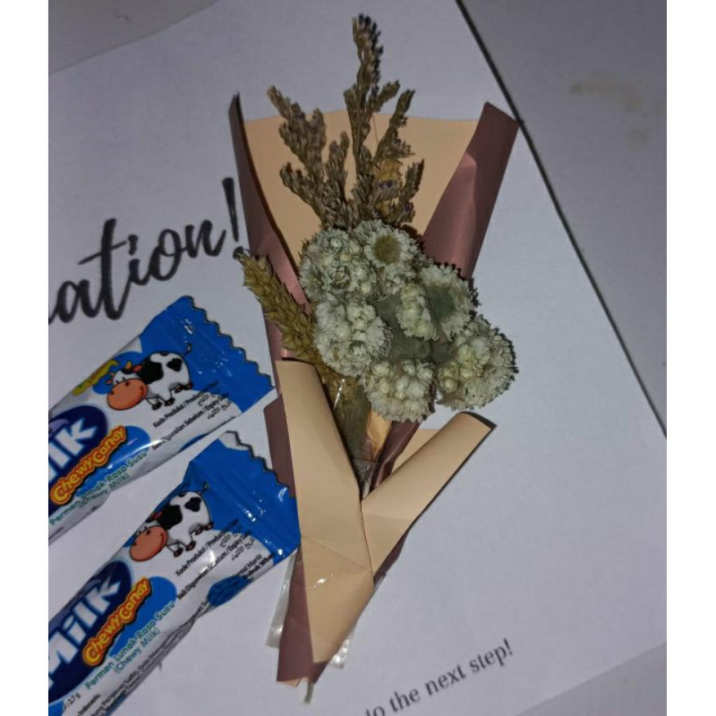 

DRIED FLOWER MINIGIFT FOR GRADUATION | Hadiah bunga kering wisuda perpisahan akhirussanah