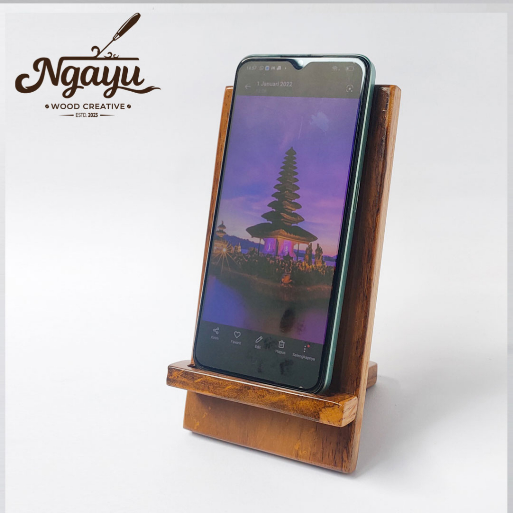 wooden phone holder/ tatakan hp kayu