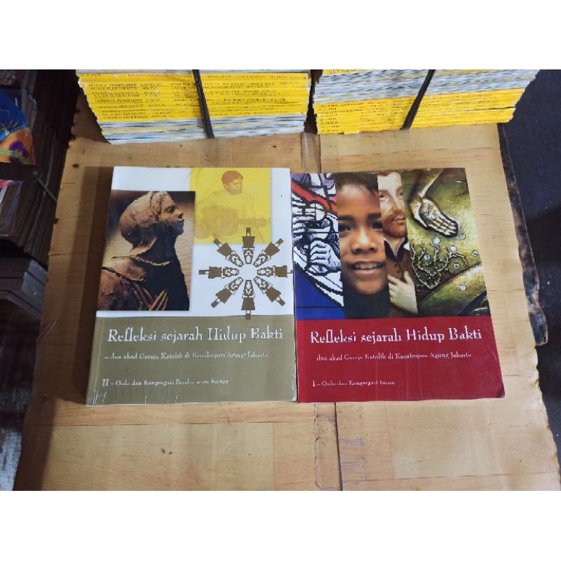 Buku Refleksi sejarah Hidup Bakti I & II - Dua abad Gereja Katolik di Keuskupan Agung Jakarta. (pake