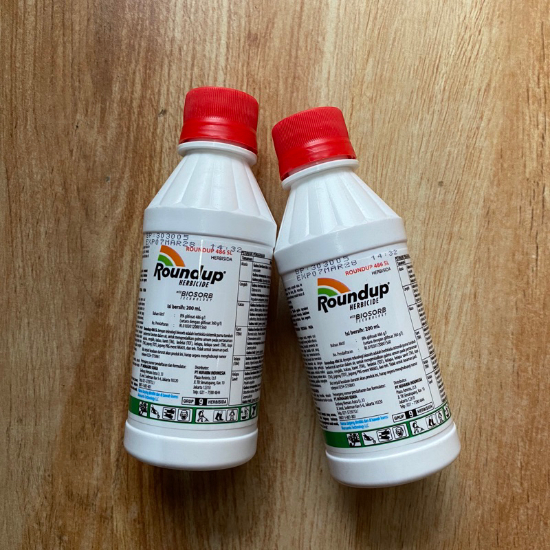 Herbisida round up pembasmi rumput