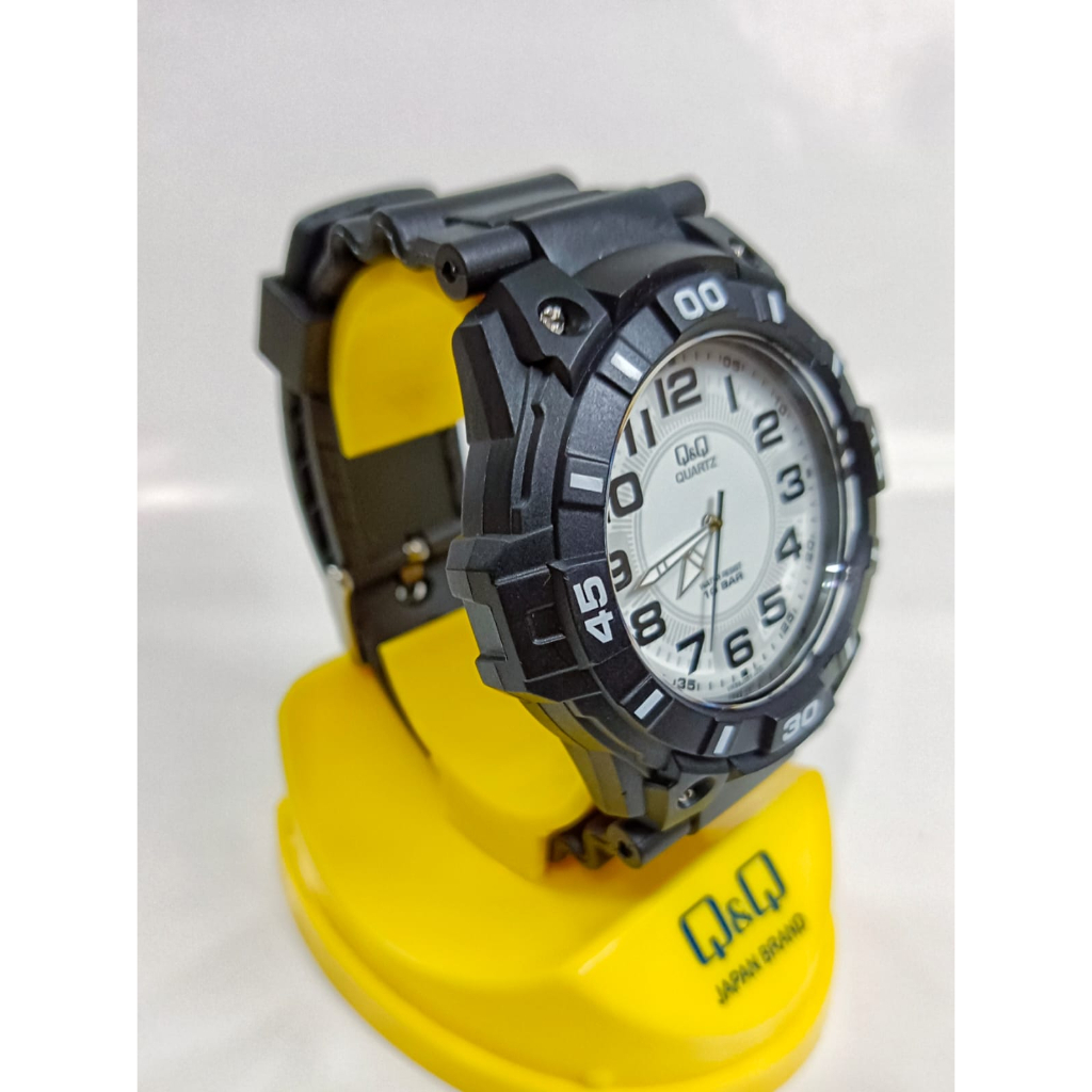 SALE 7.7 Jam Tangan Pria Sport Kokoh Karet Rubber Analog Original Q&amp;Q QNQ QQ VQ66/VR16/VR84/VR86/VR88 Series