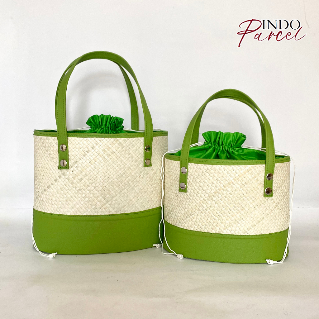 INDOPARCEL - Tas Oval Serut Anyaman Pandan Tas Goodie Bag Bungkus Kemasan Tas Keranjang Belanjaan