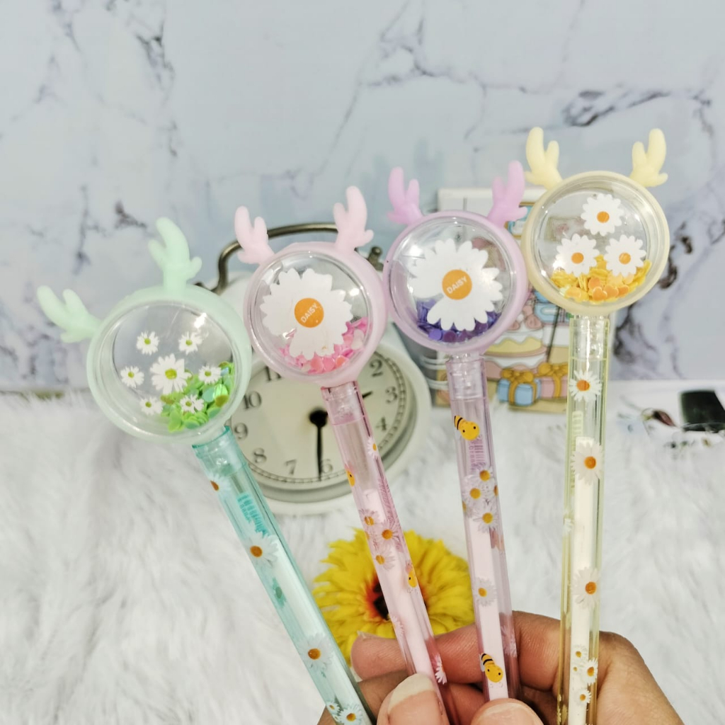 

Pulpen Gel Rusa Manik Cantik super cute tinta gel hitam Unik Harga Termurah / Pen Gel Tanduk Rusa bermotif lucu unik ready 4 Warna Alat Tulis Kekinian Kualitas Terbaik bisa Grosir dan COD