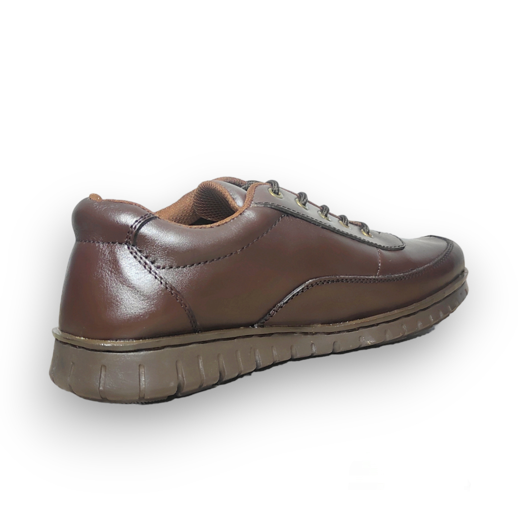 GREAT FOOTWEAR Sepatu Sneakers Pria Kulit Asli Sepatu Sepatu Kerja Pria Kasual Formal Anti Licin Kozy Brown