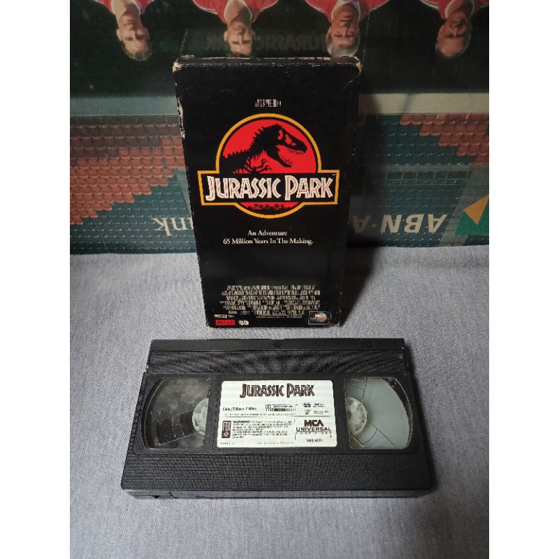 Kaset VHS Jurassic Park (Steven Spielberg)