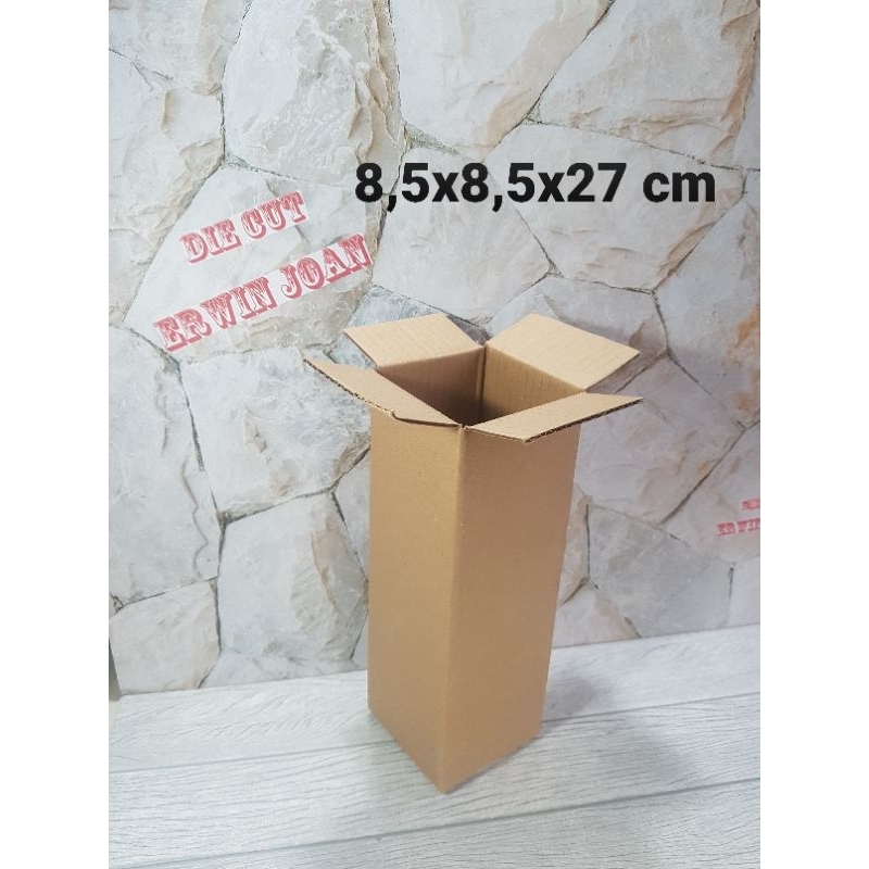 

Kardus / Box / 8,5x8,5x27 cm / Karton Polos Baru ST