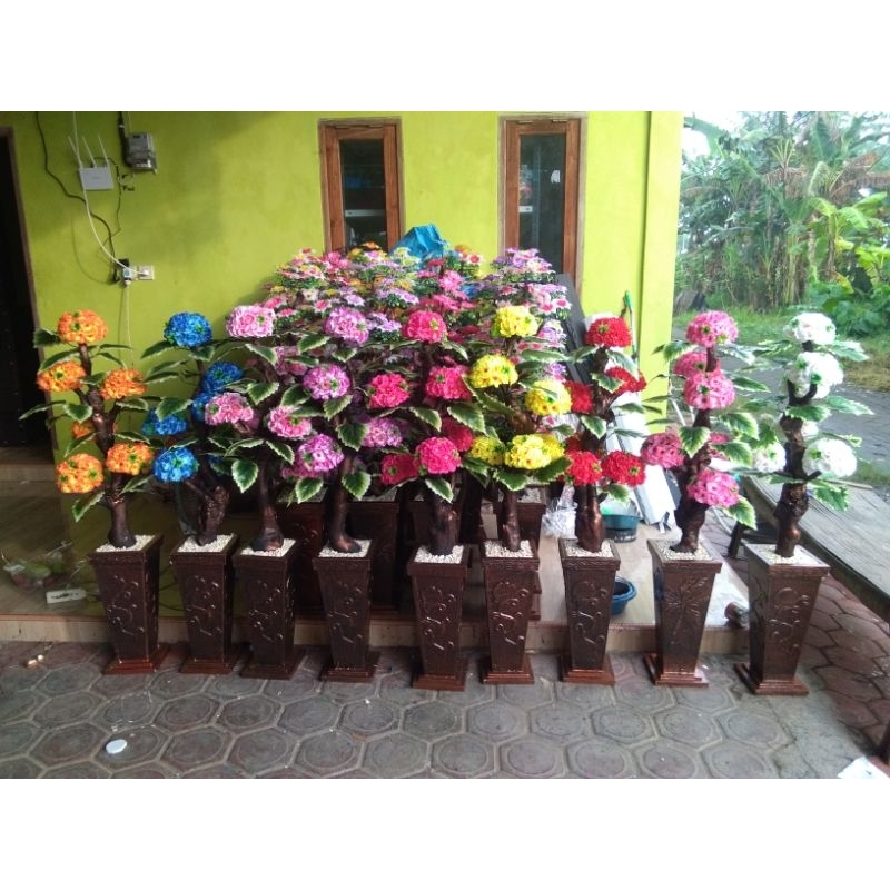 bunga hias sudut ruang tamu bunga pom pom bunga pojok