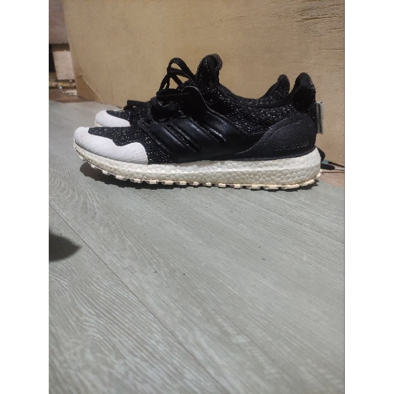 Adidas ultraboost spesial edisi game of thrones