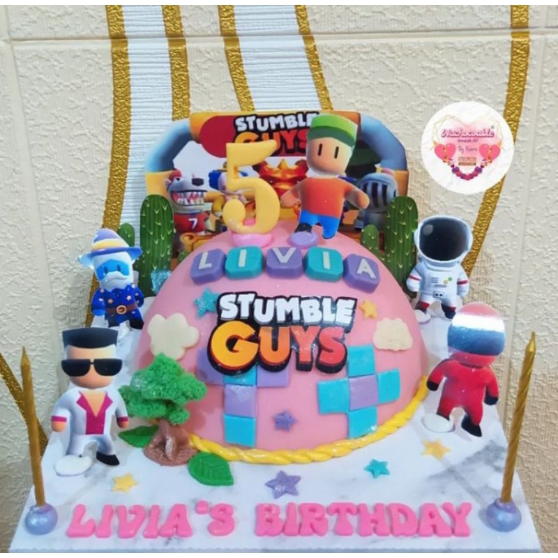 

Pinata Stumble Guys Girls