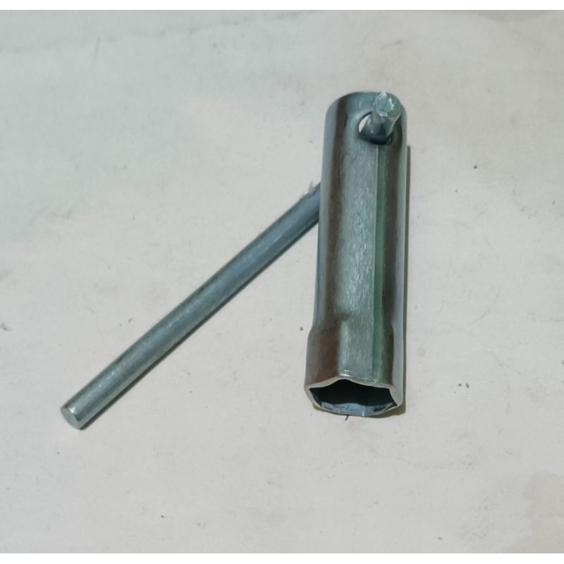 KUNCI BUSI MOTOR MINERVA R150CBR R150VX XROAD R200 DLL