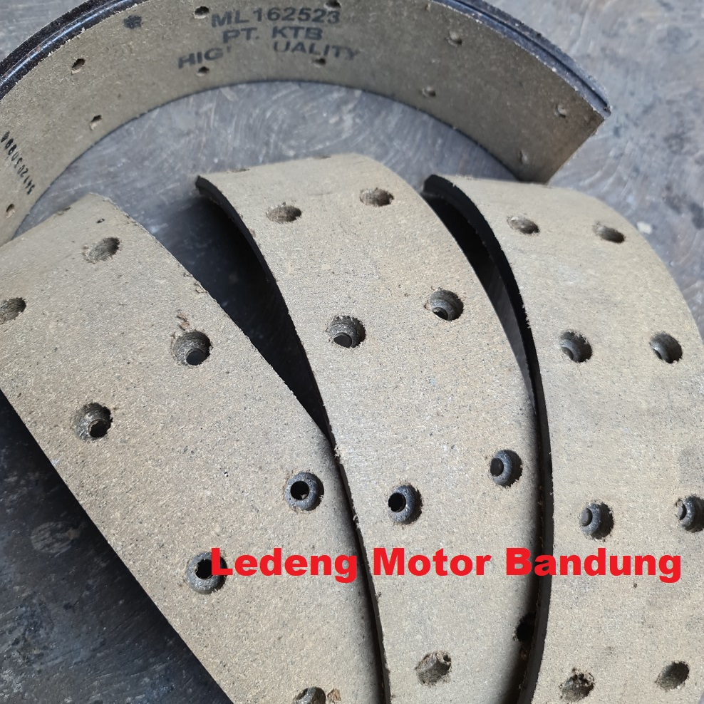 KTB Asli Brake Lining Mitsubishi Colt PS100 Jungkit Double Kampas Rem Original